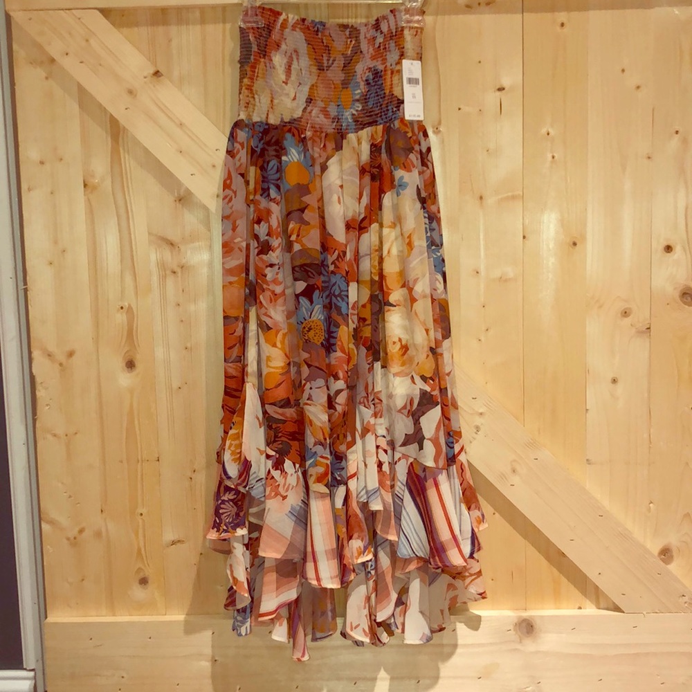 Anthropologie Akemi + Kin floral skirt, size XS